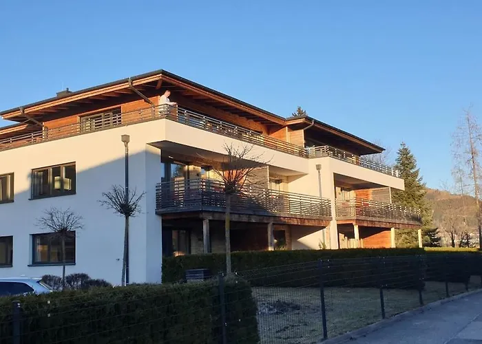 & Golf Zell Am * 滨湖采尔